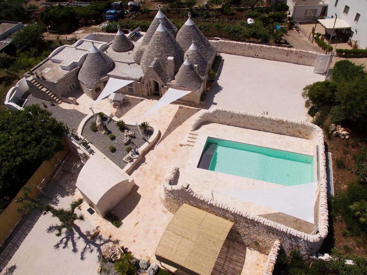 Trulli Tesoro Bed and Breakfast Cisternino Εξωτερικό φωτογραφία