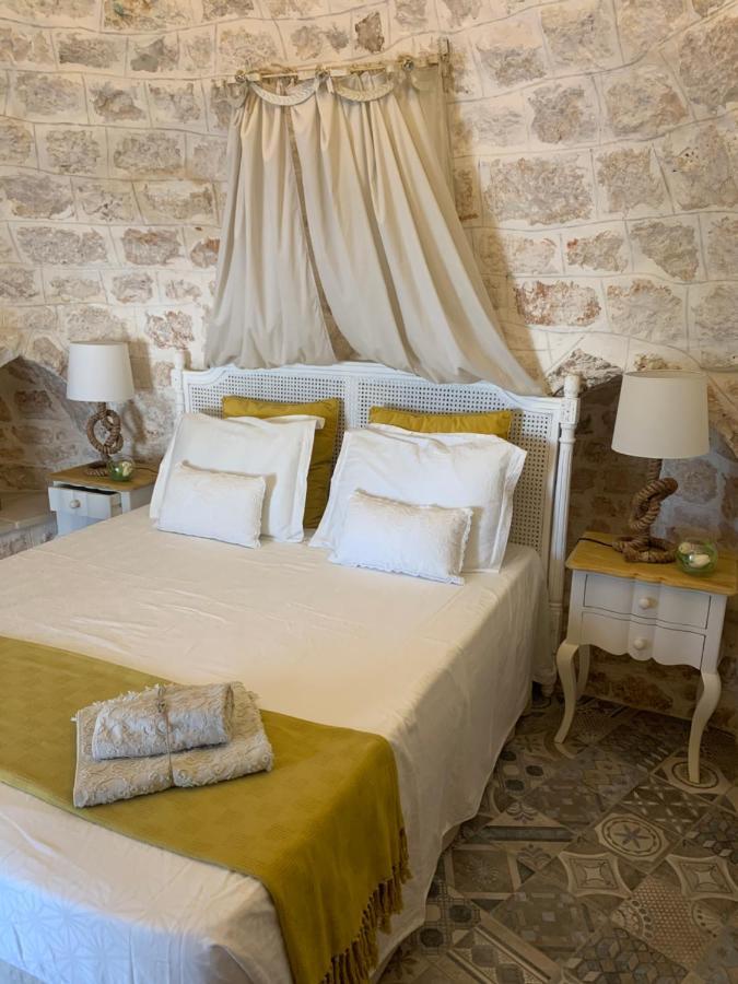 Trulli Tesoro Bed and Breakfast Cisternino Εξωτερικό φωτογραφία