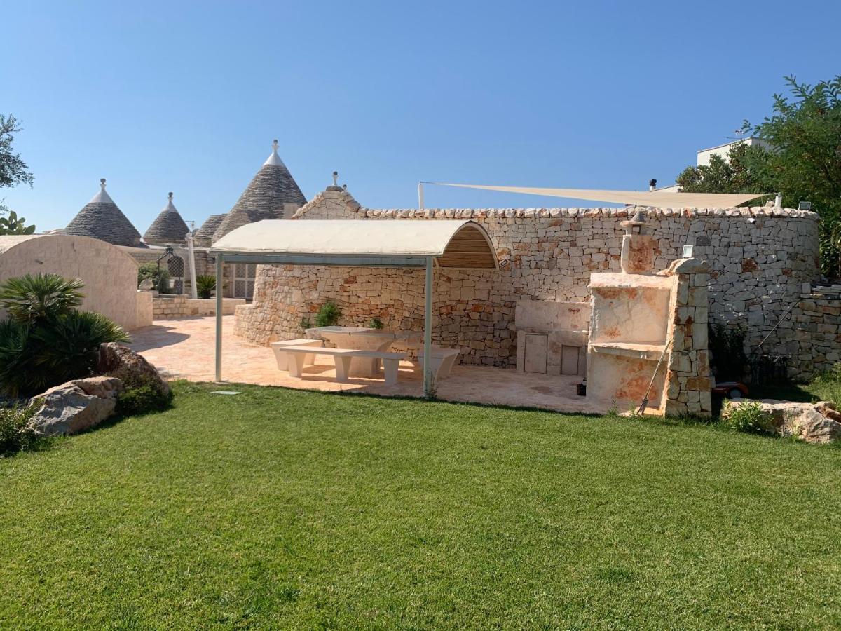 Trulli Tesoro Bed and Breakfast Cisternino Εξωτερικό φωτογραφία